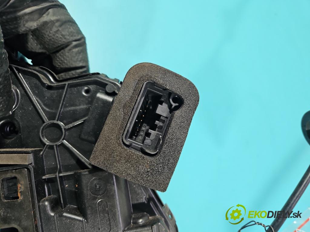 Skoda Octavia III 2013- 1.5 TSI 150 HP manual 110 kW 1498 cm3 5- zámok predné ľavý 5TB837015A