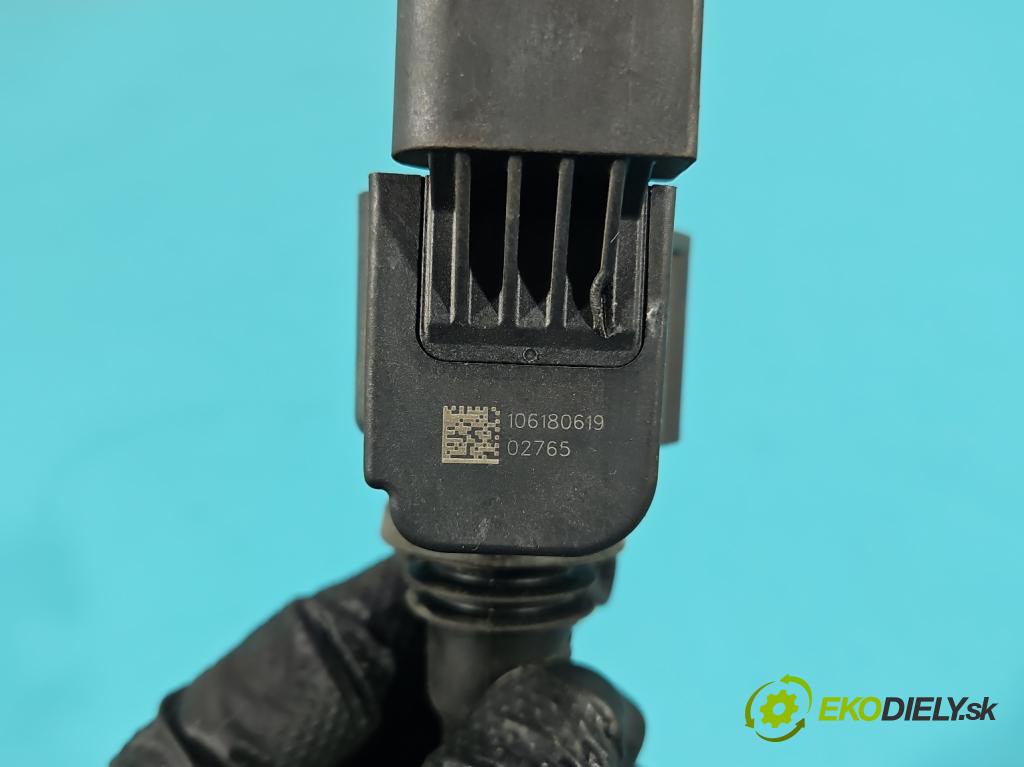 Skoda Octavia III 2013- 1.5 TSI 150 hp manual 110 kW 1498 cm3 5- cívka zapalovací 05E905110 (Zážehová cívka)