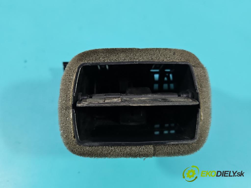 Skoda Octavia III 2013- 1.5 TSI 150 hp manual 110 kW 1498 cm3 5- Mřížka: topení 5E0819203C