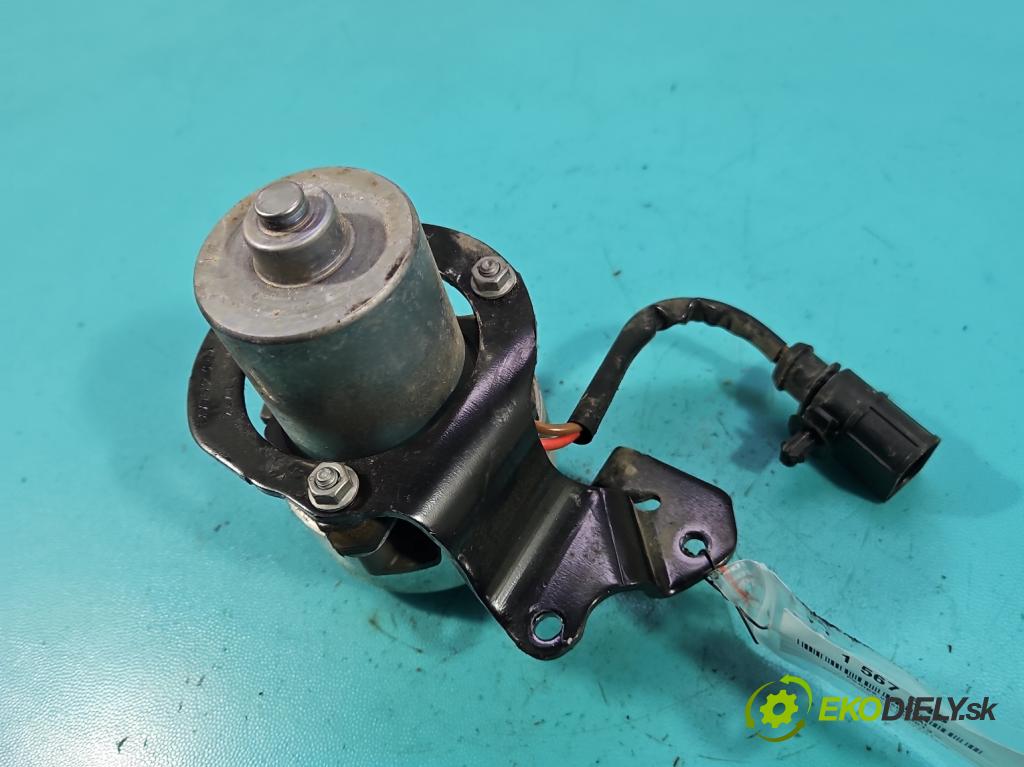 Skoda Octavia III 2013- 1.5 TSI 150 hp manual 110 kW 1498 cm3 5- čerpadlo vákuum 5Q0612181