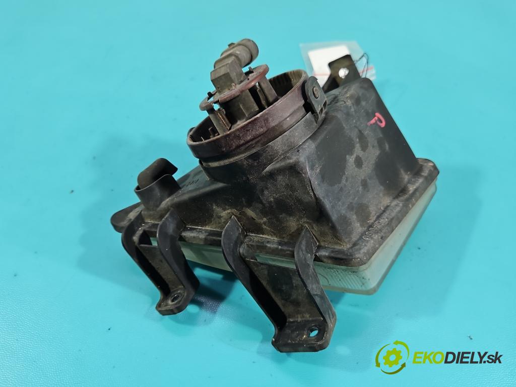 Mitsubishi Space star 1.8 16V 111KM manual 82 kW 1834 cm3 5- Halogen pravý 301-156280 (Kľučka dverí ostatné)