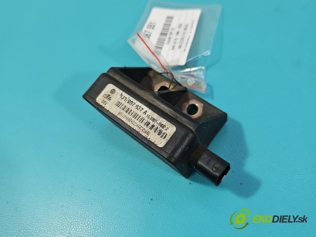 Audi A3 8L 1996-2003 1.6 SR 102 HP manual 75 kW 1595 cm3 3- snímač ESP 1J1907637A