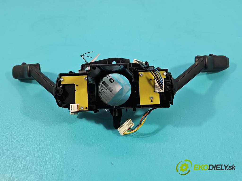 Skoda Octavia III 2013- 1.5 TSI 150 HP manual 110 kW 1498 cm3 5- prepínač komplex: 5Q1953507B (Prepínacie páčky pod volantom)