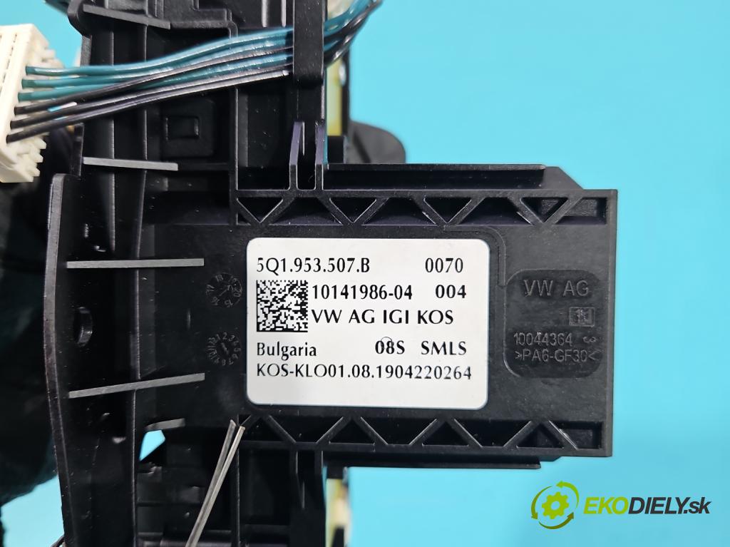 Skoda Octavia III 2013- 1.5 TSI 150 HP manual 110 kW 1498 cm3 5- prepínač komplex: 5Q1953507B (Prepínacie páčky pod volantom)