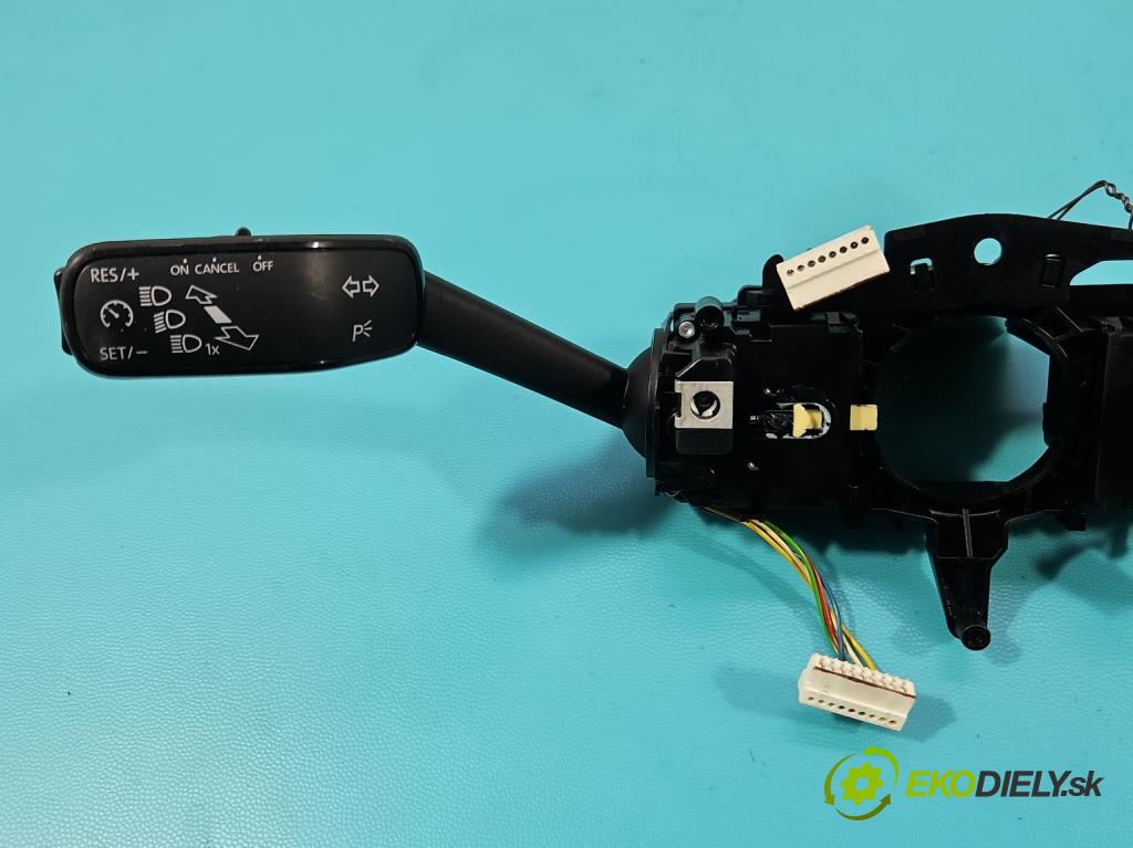 Skoda Octavia III 2013- 1.5 TSI 150 HP manual 110 kW 1498 cm3 5- prepínač komplex: 5Q1953507B (Prepínacie páčky pod volantom)