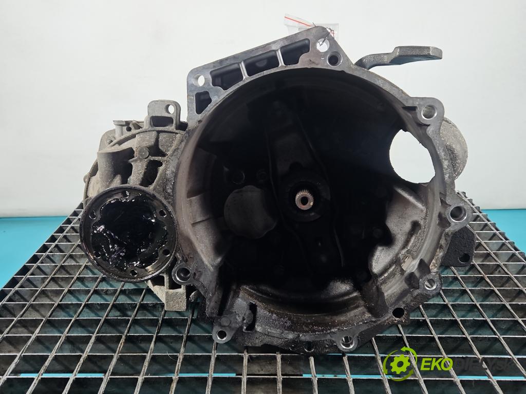 Skoda Rapid 2012-2019 1.4 tdi 90 HP manual 66 kW 1422 cm3 5- prevodovka stupeň,rýchlosť manual RTE