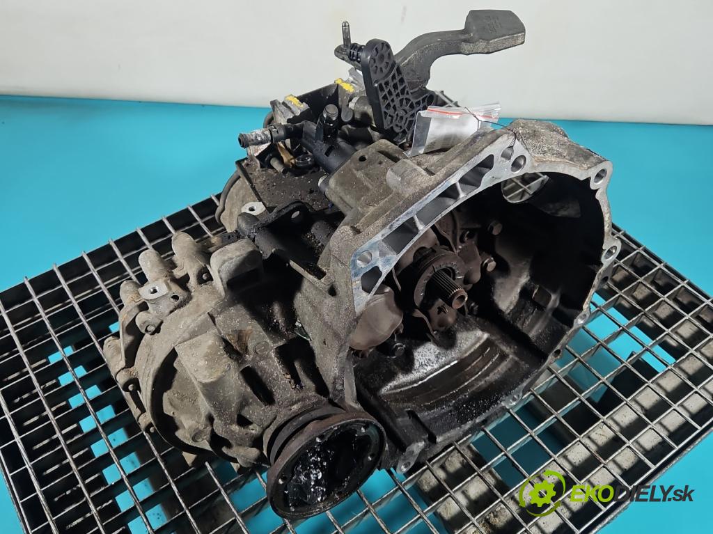 Skoda Rapid 2012-2019 1.4 tdi 90 hp manual 66 kW 1422 cm3 5- převodovka stupňová manual RTE