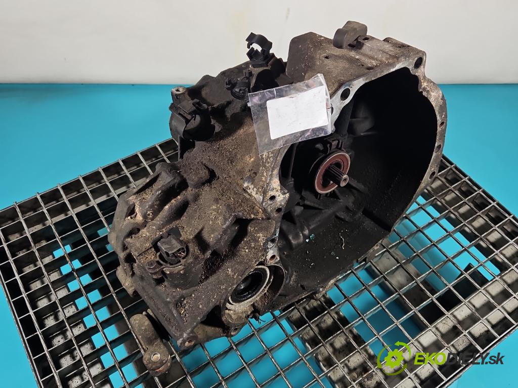 Nissan Almera N16 2000-2006 1.5 16V 90 hp manual 66 kW 1498 cm3 5- převodovka stupňová manual 4M40