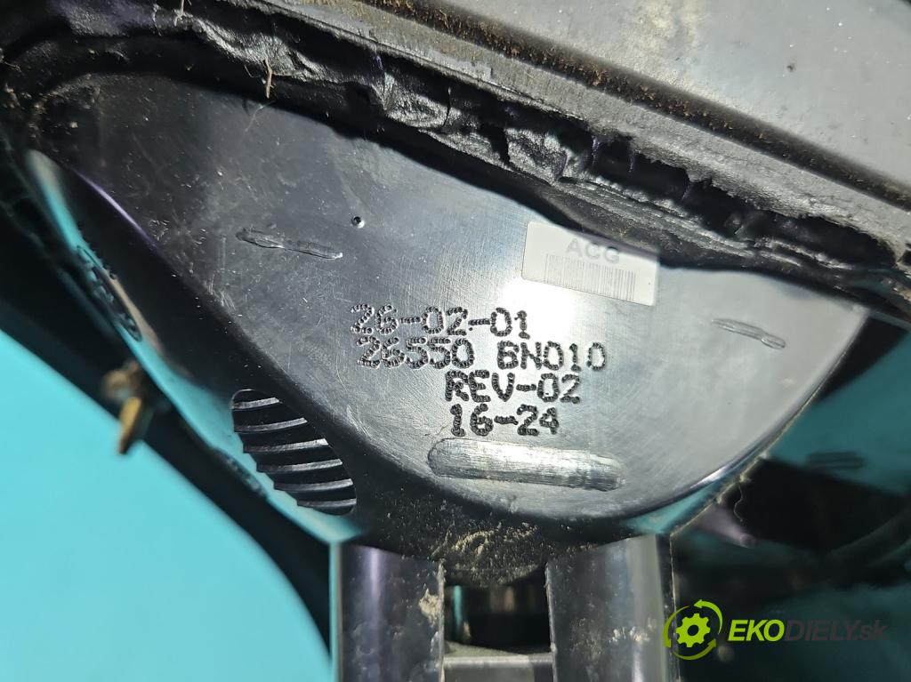 Nissan Almera N16 2000-2006 1.5 16V 90 HP manual 66 kW 1498 cm3 5- svetlo / reflektor zadné pravé  (Kľučka dverí ostatné)