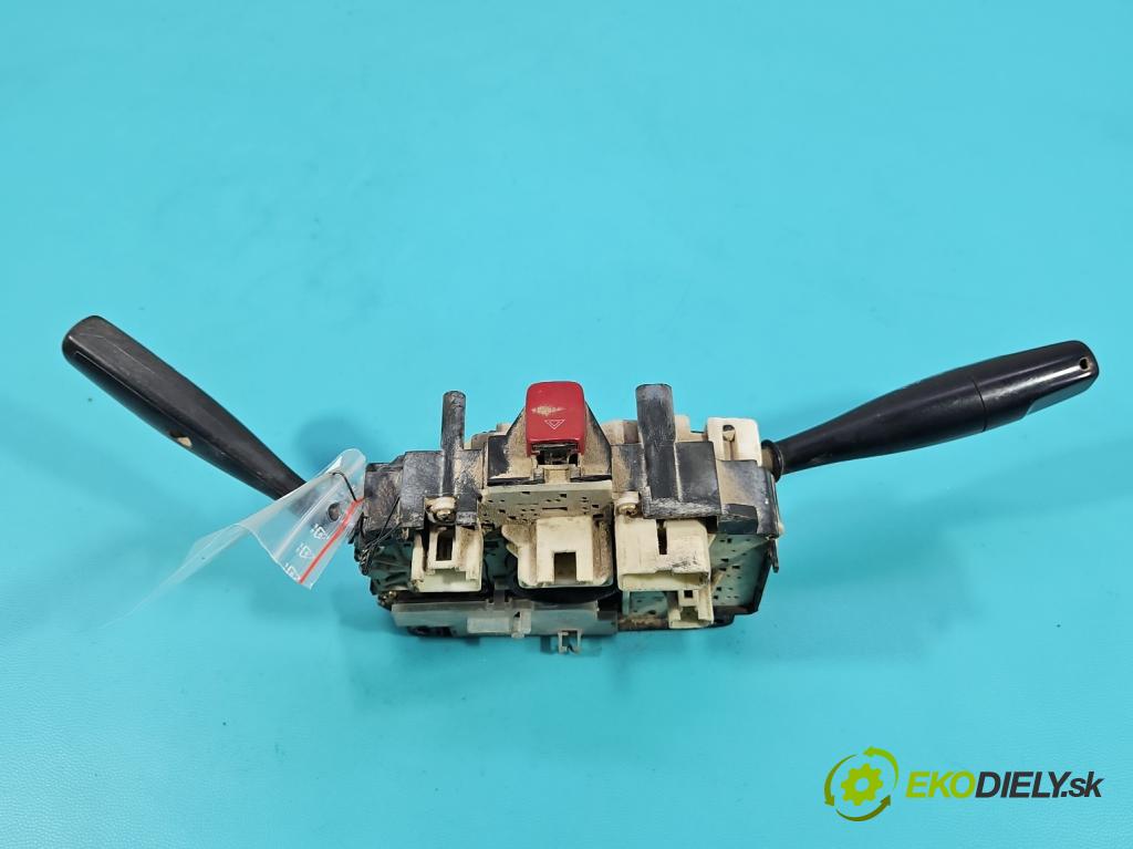 Suzuki Samurai 1.3 16V 64 HP manual 47 kW 1315 cm3 3- prepínač komplex: 17B196 (Prepínacie páčky pod volantom)