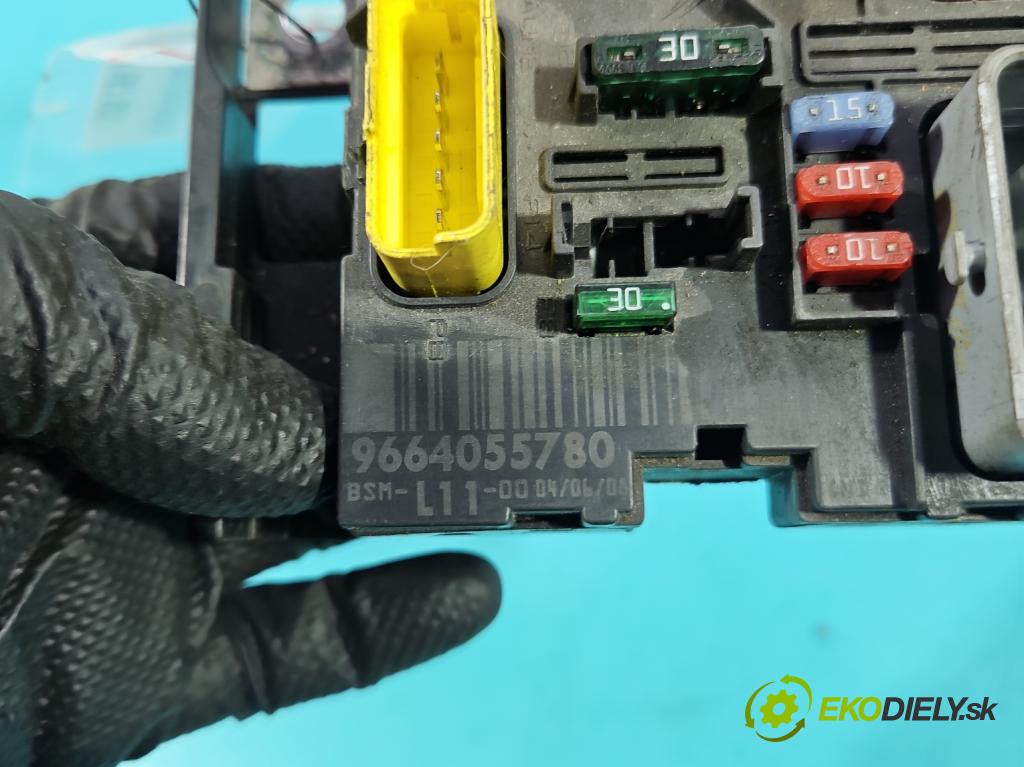 Peugeot 207 1.4 hdi 68 hp manual 50 kW 1398 cm3 3- řídící jednotka 9664055780