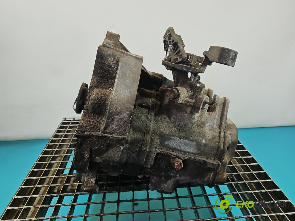 Skoda Roomster 1.4 16V 86 HP manual 63 kW 1390 cm3 5- prevodovka stupeň,rýchlosť manual LVC