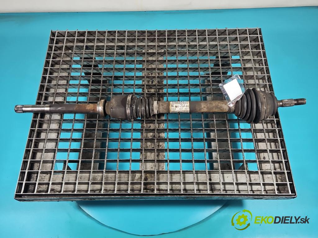 Peugeot 208 I 2012-2019 1.6 hdi 92 HP manual 68 kW 1560 cm3 5- poloos predné pravé 9686025480