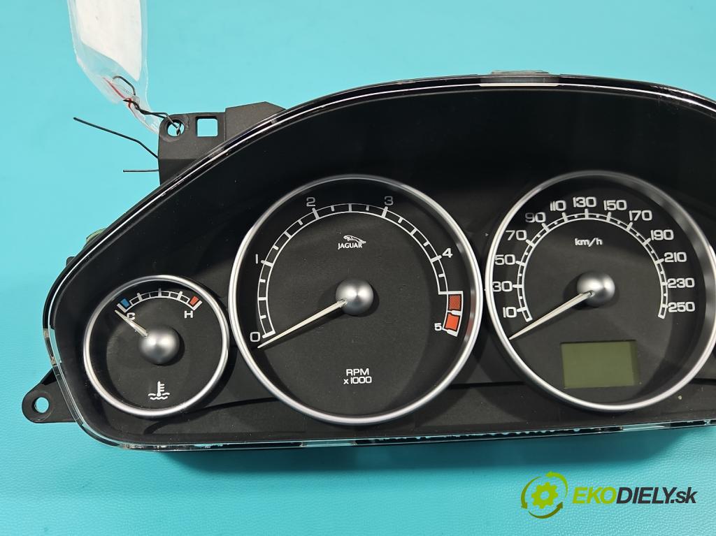 Jaguar X-type 2.0d 131 hp manual 96 kW 1998 cm3 5- Přístrojová deska 1X4F-10841-A (Přístrojová deska)