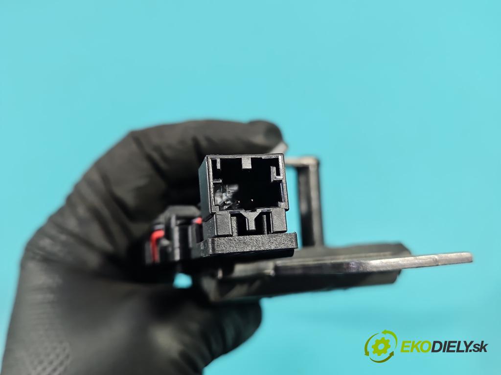 Audi Q7 2015- 3.0 TFSI CRE: 333KM: automatic 245 kW 2995 cm3 5- zámok kufrové dvere zadné 80A827507