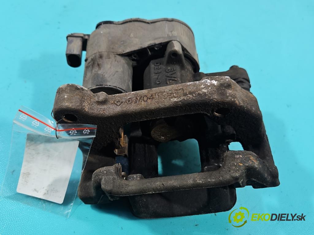 Peugeot 508 II 2018- 1.6 16V 181KM automatic 133 kW 1598 cm3 5- brzdič zadné pravý  (Kľučka dverí ostatné)