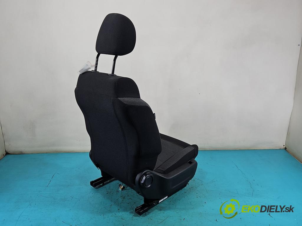 Citroen C3 III 2016-2024 1.2 12V 83 hp manual 61 kW 1199 cm3 5- Sedadlo pravý  (Sedadlo)