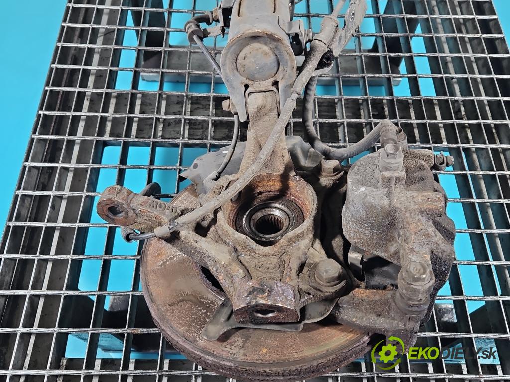 Hyundai i20 II 2014 -2020 1.2 16V 84KM manual 62 kW 1248 cm3 5- náboj ľavé  (Náboj kolesa)