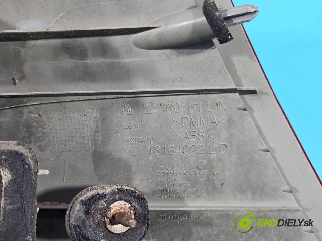 Opel Vectra C 2002-2008 1.9 cdti 150 HP manual 110 kW 1910 cm3 5- svetlo / reflektor zadné ľavé 24469461 (Kľučka dverí ostatné)