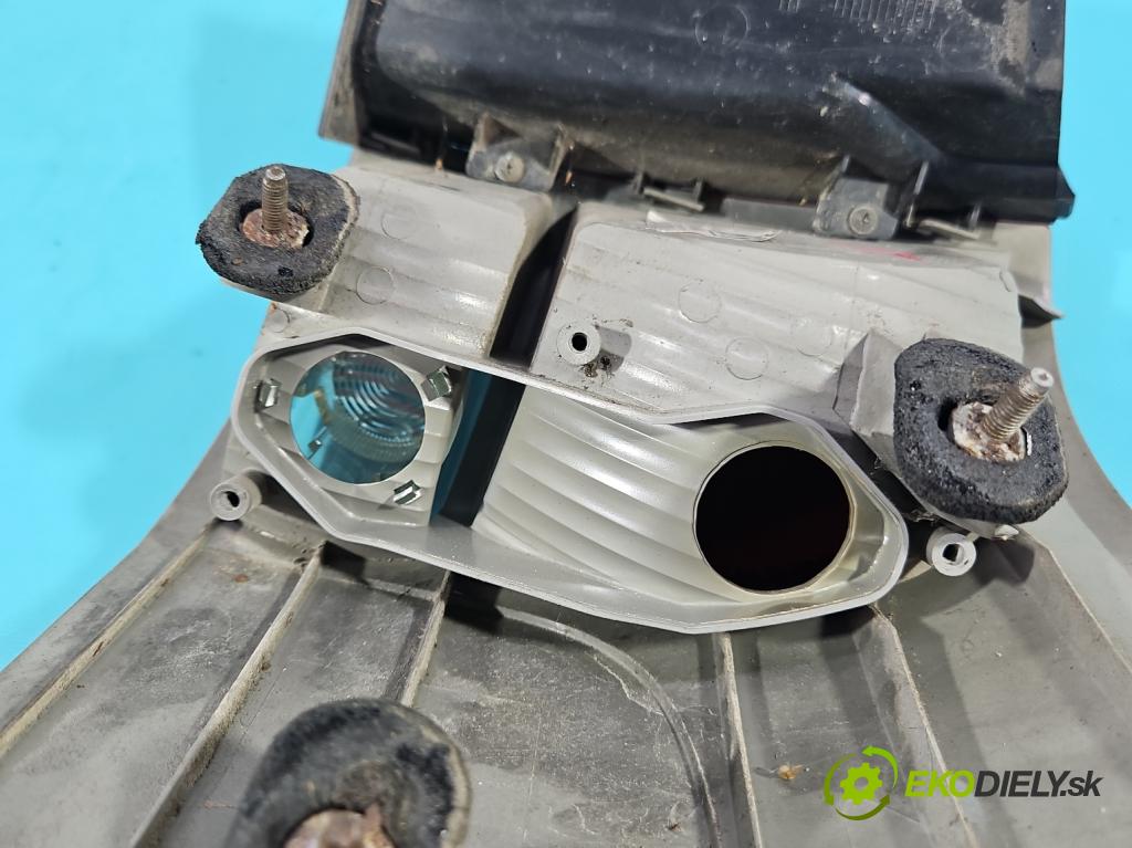 Opel Vectra C 2002-2008 1.9 cdti 150 HP manual 110 kW 1910 cm3 5- svetlo / reflektor zadné ľavé 24469461 (Kľučka dverí ostatné)