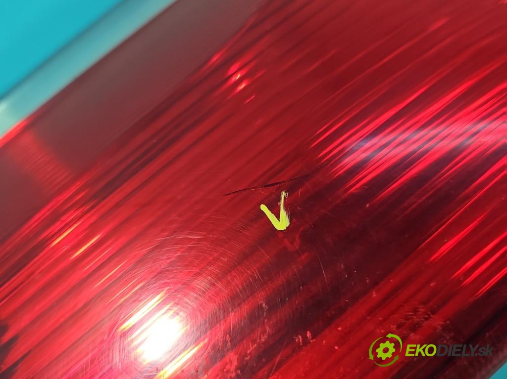 Opel Vectra C 2002-2008 1.9 cdti 150 HP manual 110 kW 1910 cm3 5- svetlo / reflektor zadné pravé 24469462 (Kľučka dverí ostatné)