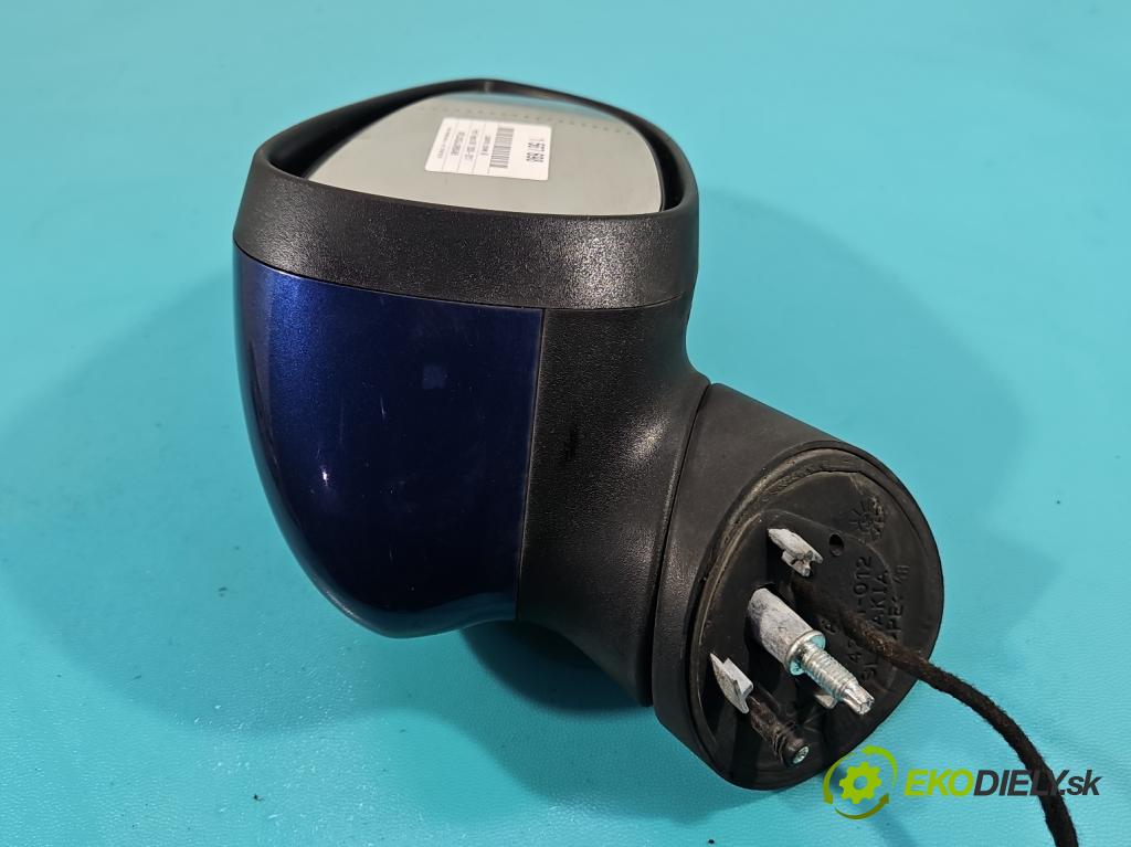 Ford Fiesta Mk7 2008-2017 1.2 16V 82 HP manual 60 kW 1242 cm3 5- zrkadlo pravé  (Kľučka dverí ostatné)