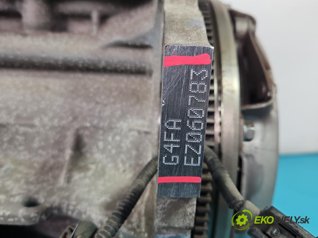 Hyundai I30 II 2012-2016 1.4 16V 100 HP manual 73.2 kW 1396 cm3 5- motor benzín: G4FA