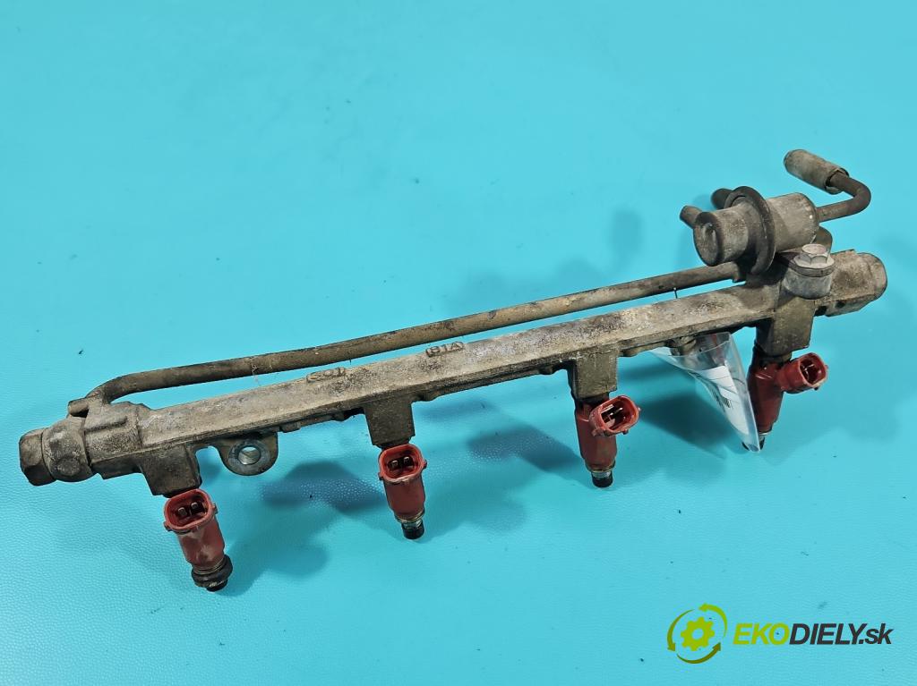 Suzuki Samurai 1.3 16V 64 hp manual 47 kW 1315 cm3 3- vstřikovač  (Vstřikovač paliva)