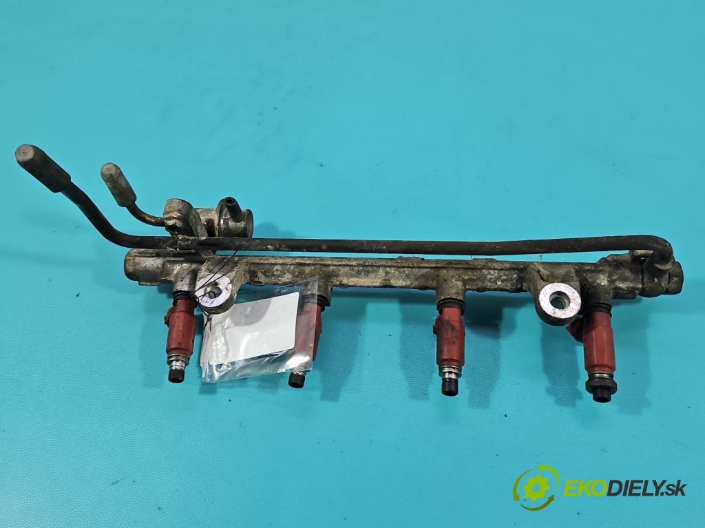 Suzuki Samurai 1.3 16V 64 HP manual 47 kW 1315 cm3 3- vstrek  (Vstrekovač paliva)