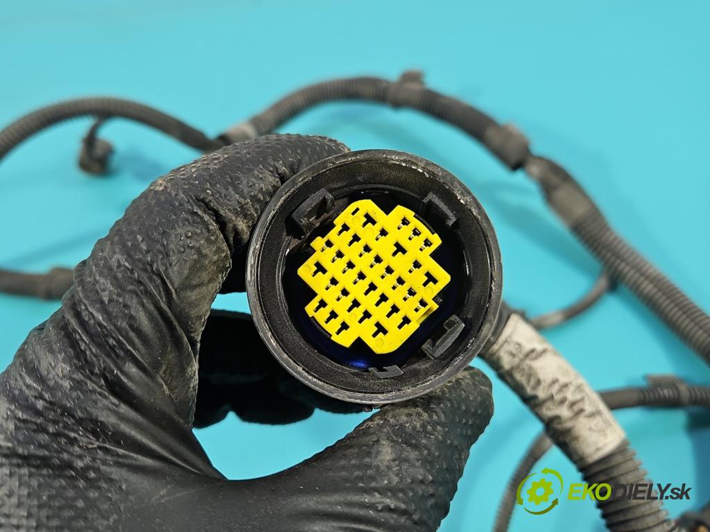 Peugeot 508 II 2018- 1.6 16V 181KM automatic 133 kW 1598 cm3 5- Zväzok: nárazník zadné 9819030780