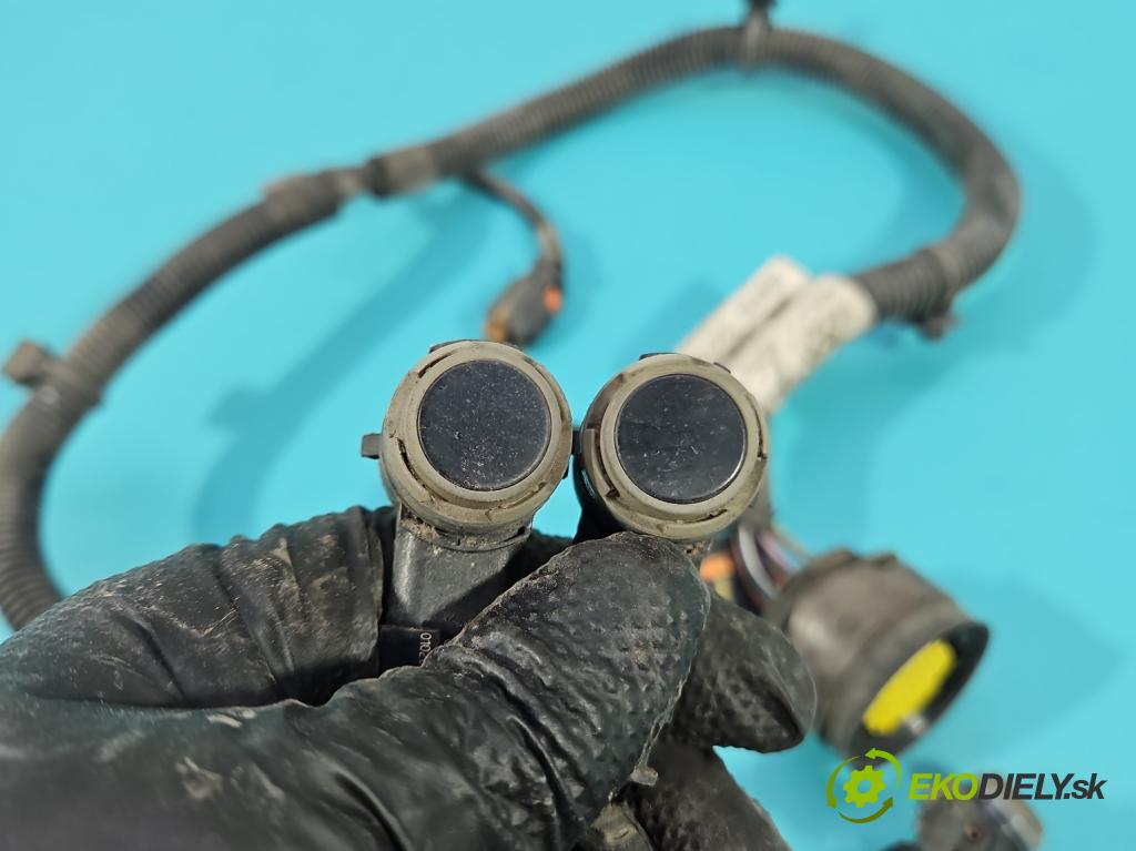 Peugeot 508 II 2018- 1.6 16V 181KM automatic 133 kW 1598 cm3 5- Zväzok: nárazník zadné 9819030780