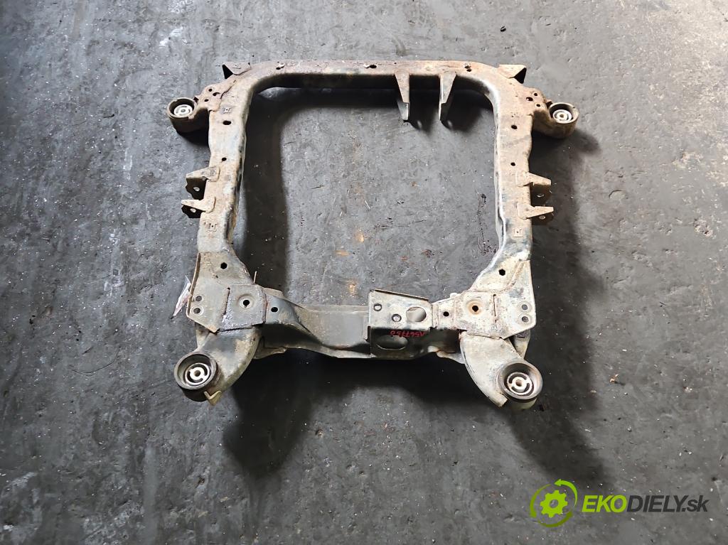 Opel Vectra C 2002-2008 1.9 cdti 150 HP manual 110 kW 1910 cm3 5- výstuha motora 