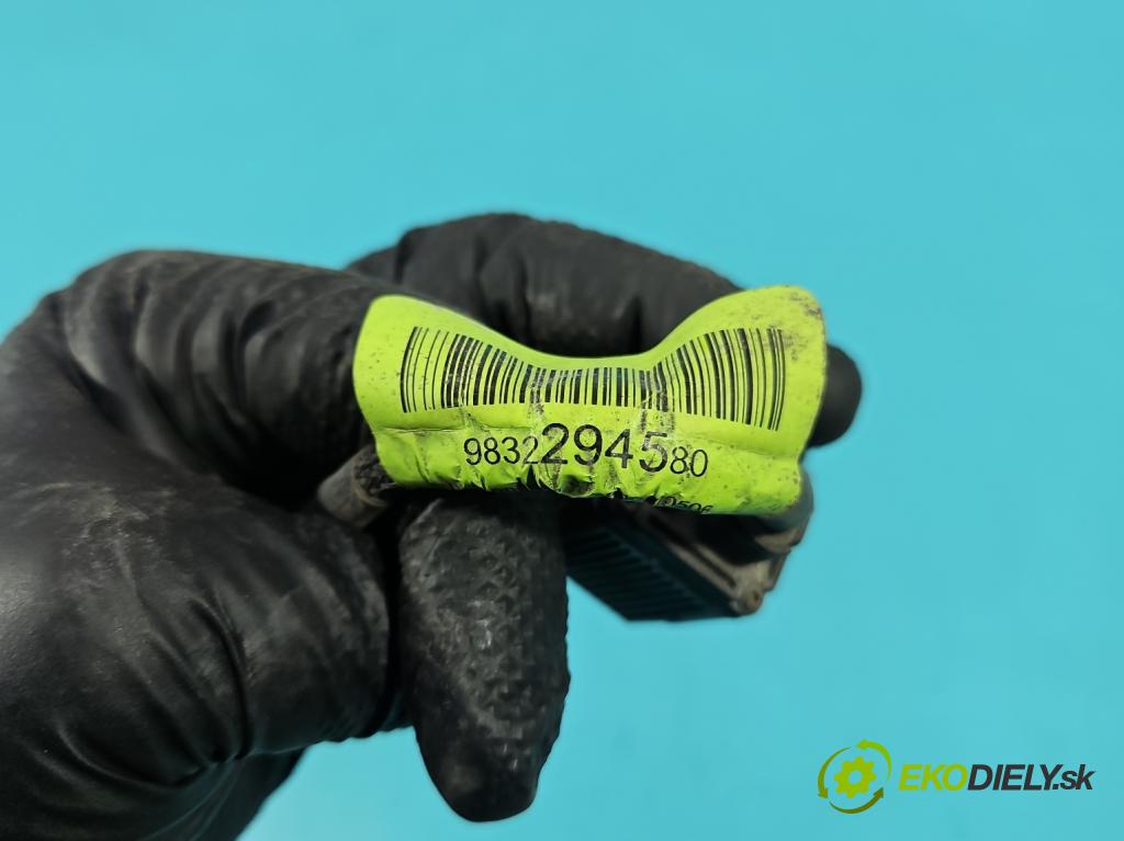 Peugeot 508 II 2018- 1.6 16V 181KM automatic 133 kW 1598 cm3 5- Kamera cúvania 9832294580