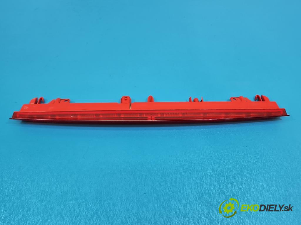 Dacia Duster III 24- 1.2 131 HP manual 96 kW 1199 cm3 5- světlo: stop: 265906516R