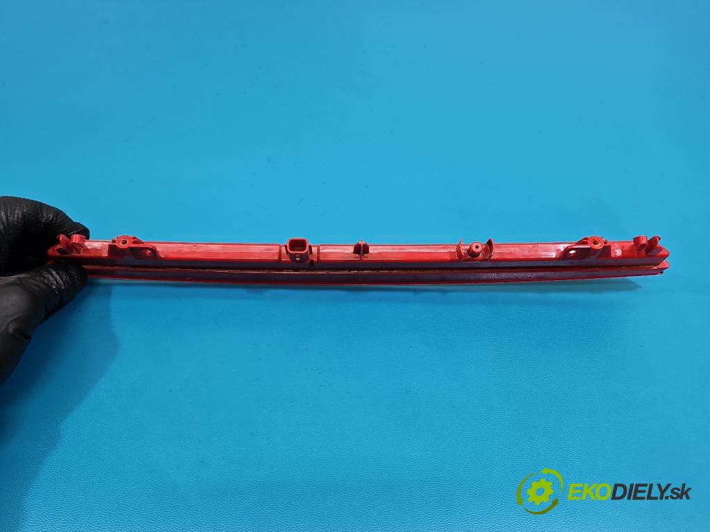 Dacia Duster III 24- 1.2 131 HP manual 96 kW 1199 cm3 5- světlo: stop: 265906516R