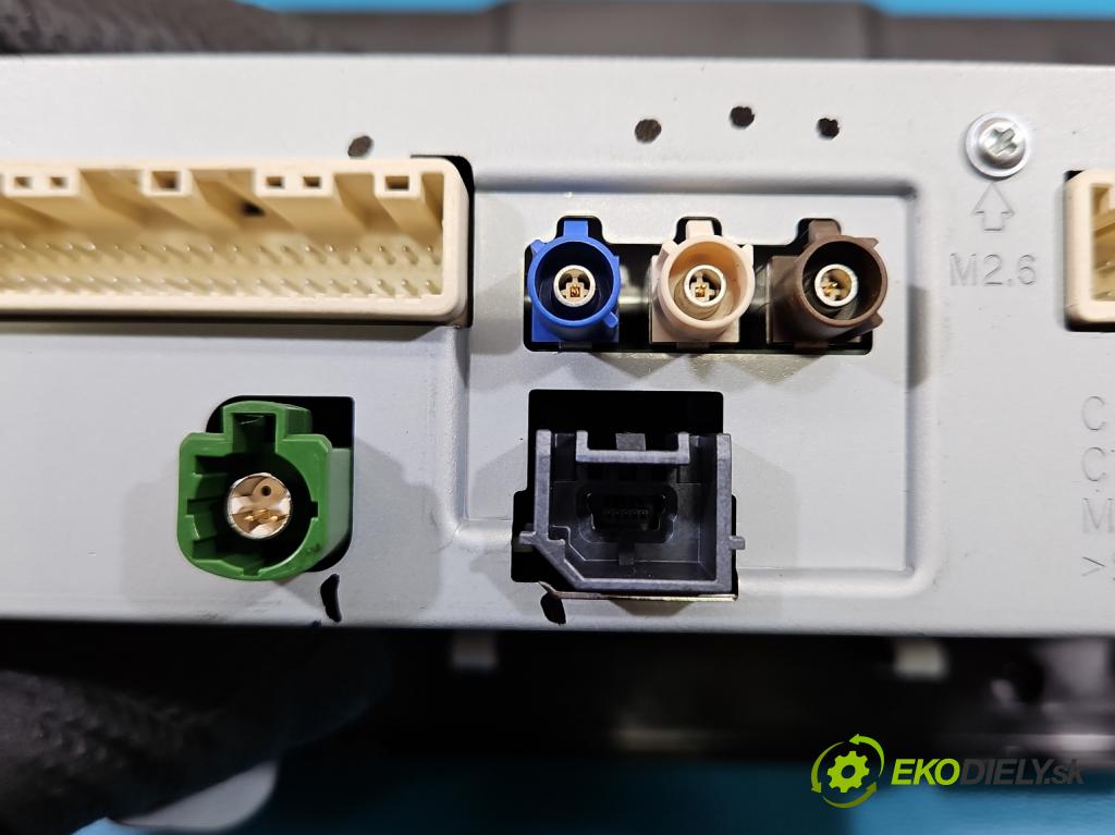 Dacia Duster III 24- 1.2 131 HP manual 96 kW 1199 cm3 5- Radio originál 259158988R