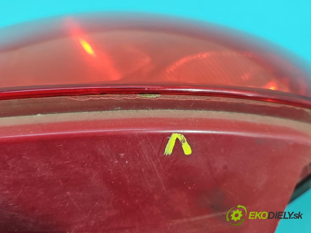 Peugeot 207 1.4 hdi 68 HP manual 50 kW 1398 cm3 3- svetlo / reflektor zadné ľavé 9649986680-03 (Kľučka dverí ostatné)