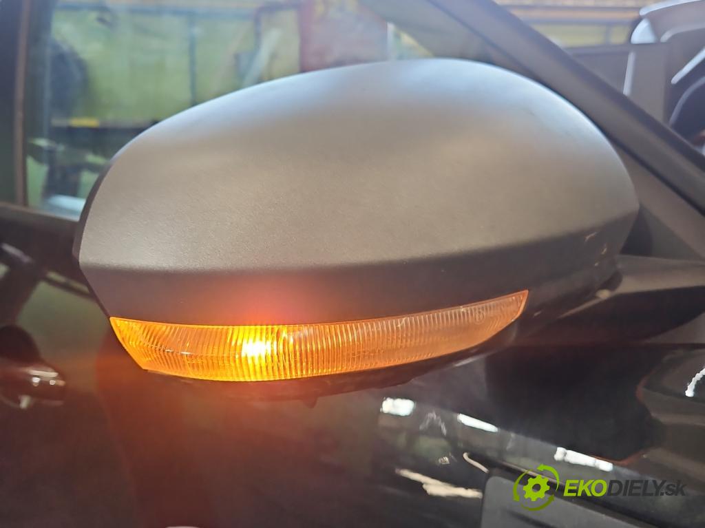 Dacia Duster III 24- 1.2 131 hp manual 96 kW 1199 cm3 5- zpětné zrcátko pravé  (Klika dveří ostatní)
