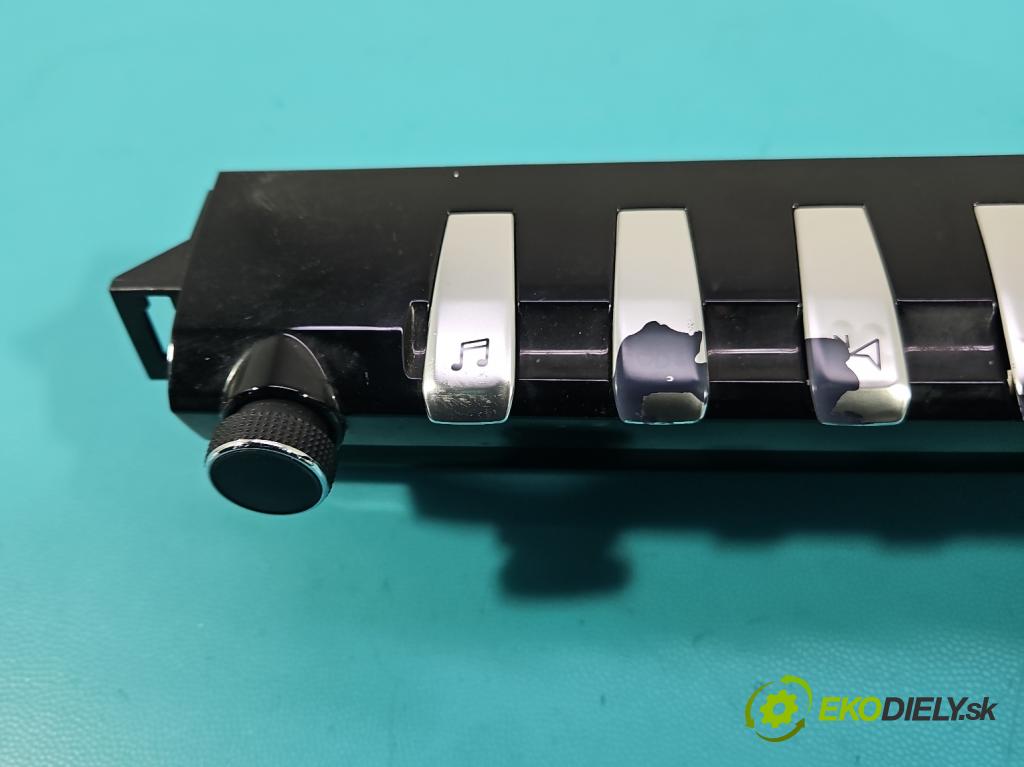 Peugeot 508 II 2018- 1.6 16V 181KM automatic 133 kW 1598 cm3 4- panel kúrenia