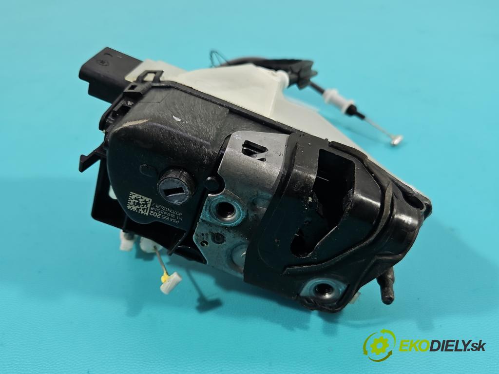 Peugeot 508 II 2018- 1.6 16V 181KM automatic 133 kW 1598 cm3 4- zámok predné pravý 16943568