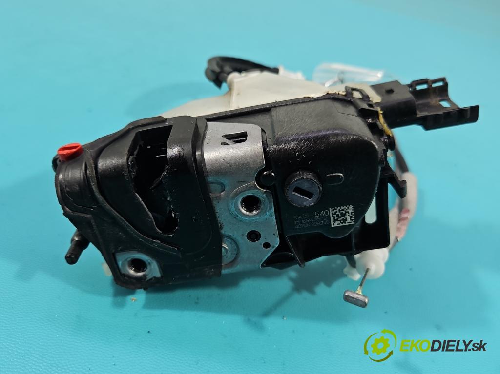 Peugeot 508 II 2018- 1.6 16V 181KM automatic 133 kW 1598 cm3 4- zámek zadní levý 16943572