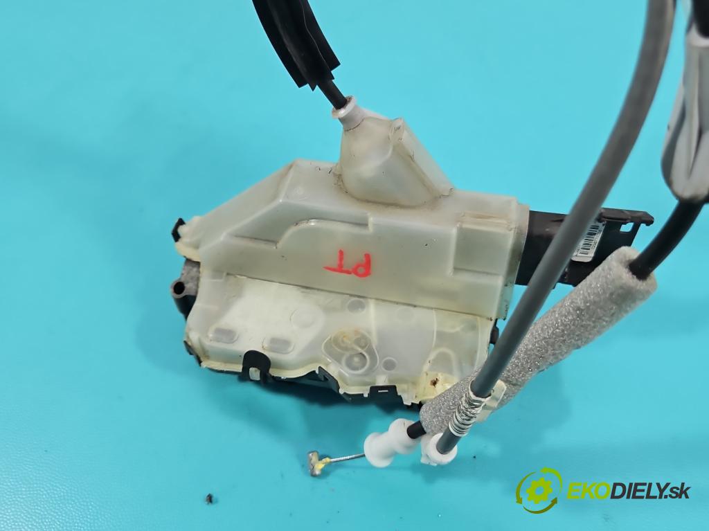 Peugeot 508 II 2018- 1.6 16V 181KM automatic 133 kW 1598 cm3 4- zámok zadné pravý 131495