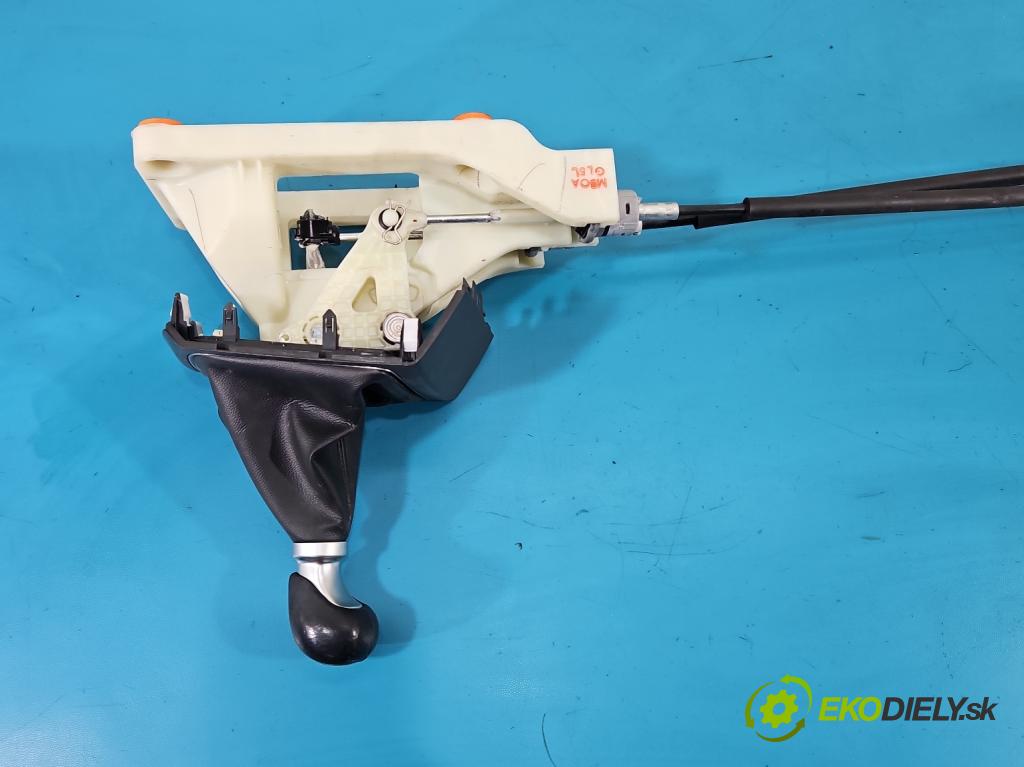 Hyundai i20 II 2014 -2020 1.2 16V 84KM manual 62 kW 1248 cm3 5- kulisa změny stupňová 43794-C8100 (Řadicí páka (kulisa) )