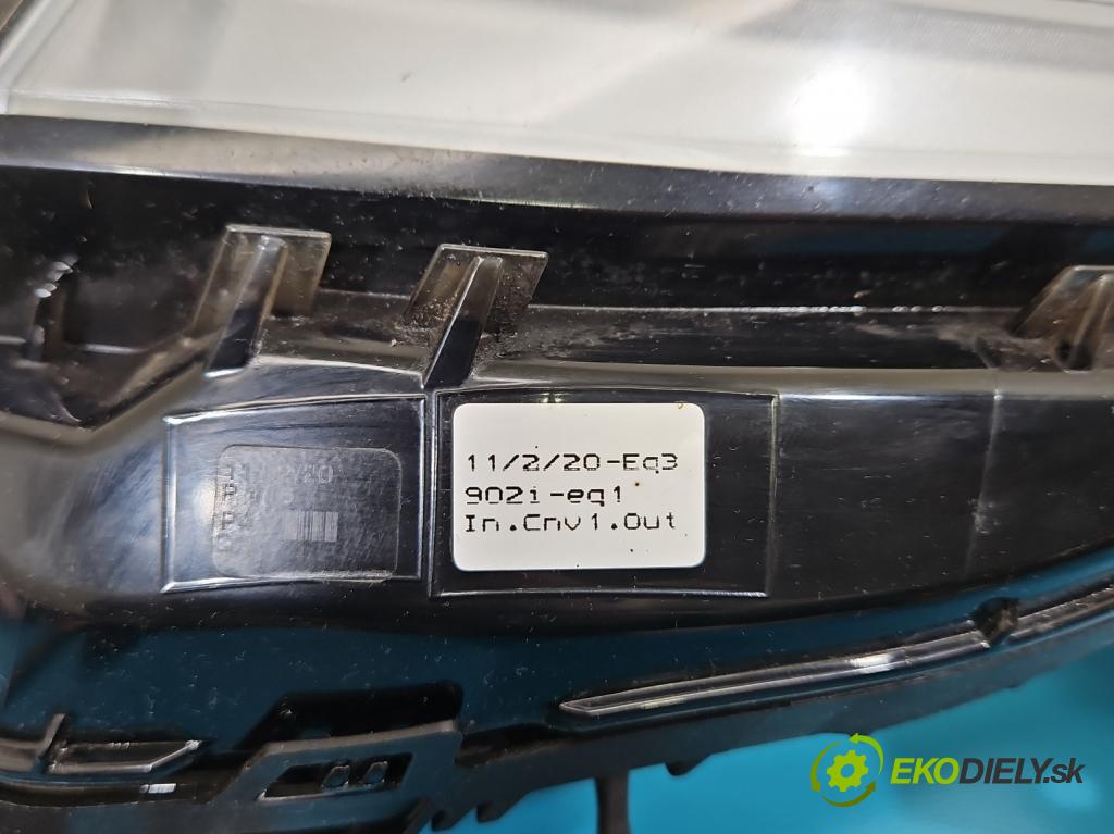 Peugeot 508 II 2018- 1.6 16V 181KM automatic 133 kW 1598 cm3 5- Svetlo: prevádzky pravé 9820134780