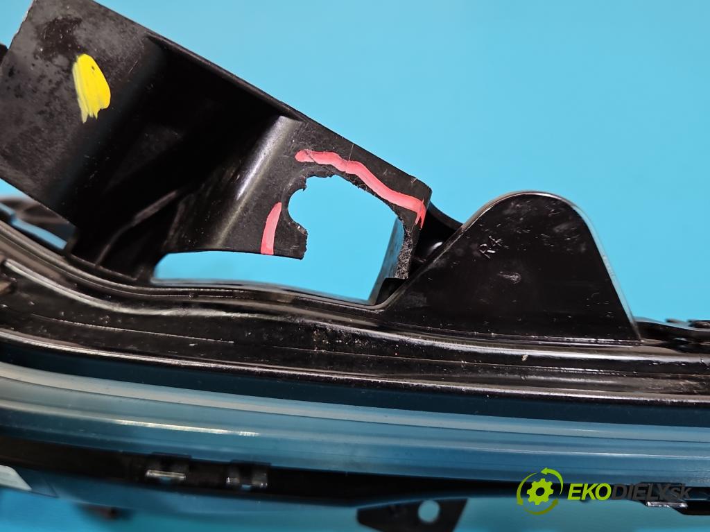 Peugeot 508 II 2018- 1.6 16V 181KM automatic 133 kW 1598 cm3 5- Svetlo: prevádzky pravé 9820134780