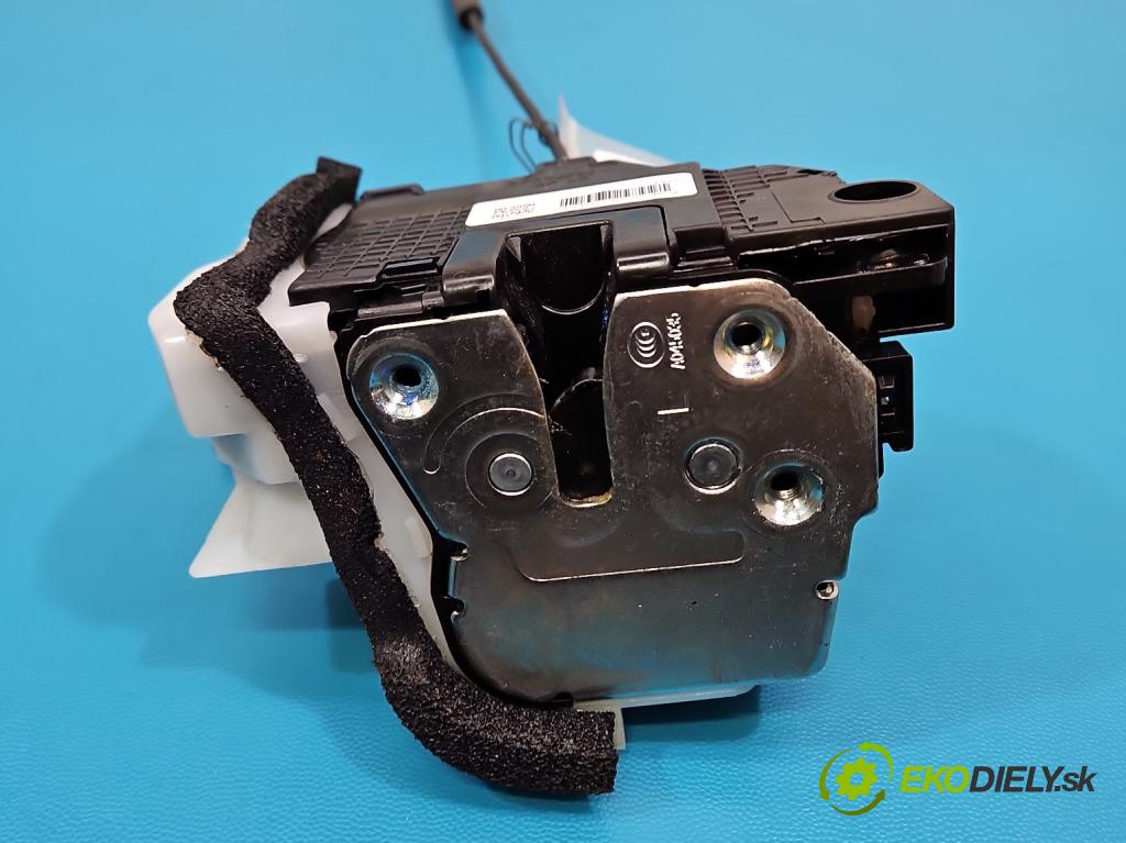 Hyundai i20 II 2014 -2020 1.2 16V 84KM manual 62 kW 1248 cm3 5- zámek přední levý 81310-C8020