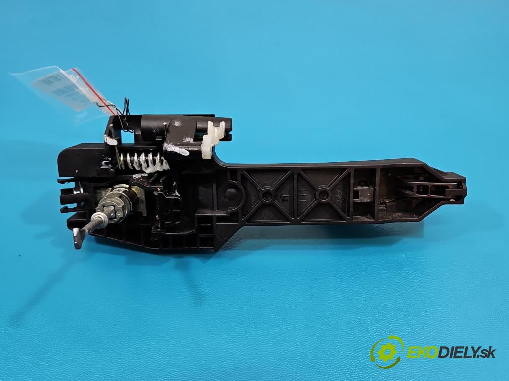 Hyundai i20 II 2014 -2020 1.2 16V 84KM manual 62 kW 1248 cm3 5- rukoväť predné ľavé mimo:  (Kľučka dverí vonkajšia predná ľavá)