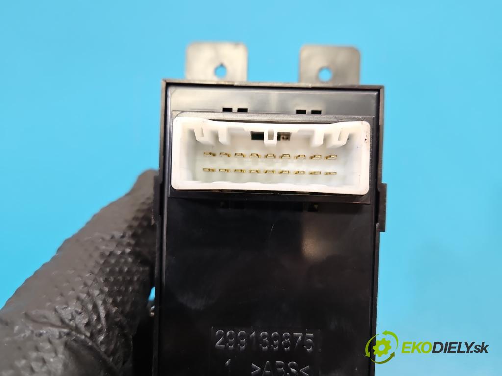 Hyundai i20 II 2014 -2020 1.2 16V 84KM manual 62 kW 1248 cm3 5- Přepínač oken zpětných zrcátek 299139875