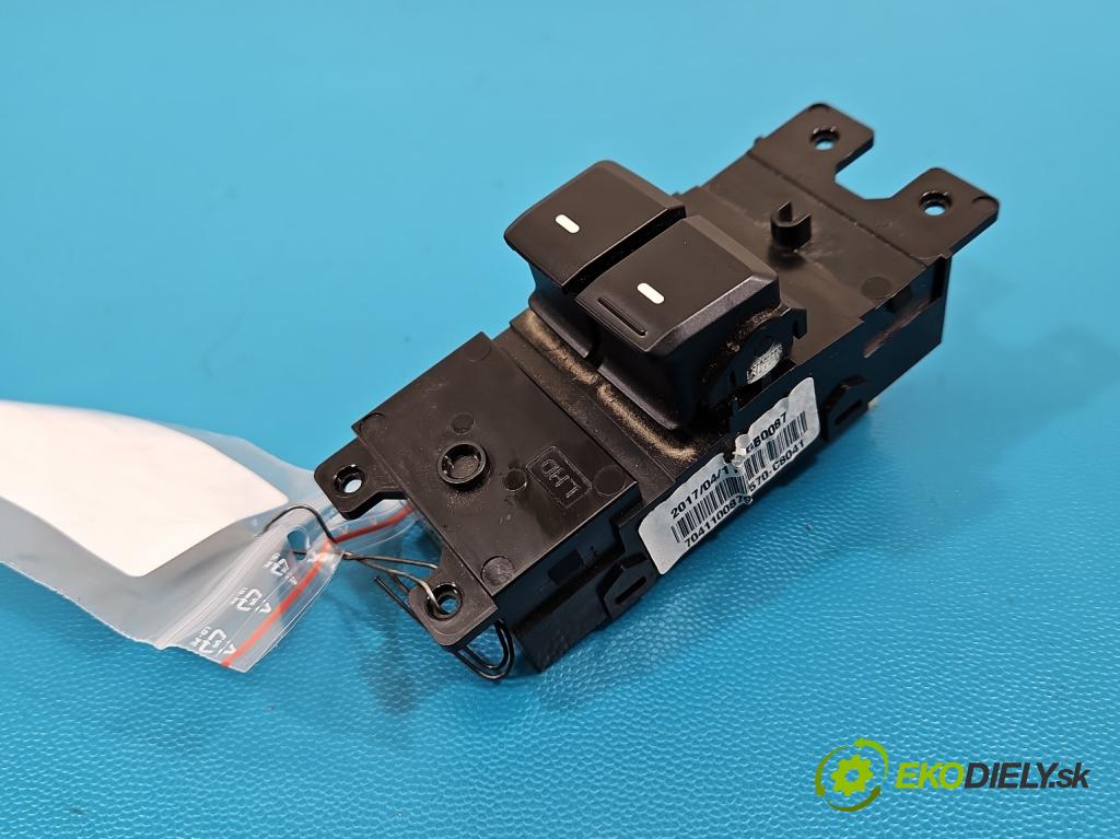 Hyundai i20 II 2014 -2020 1.2 16V 84KM manual 62 kW 1248 cm3 5- Přepínač oken zpětných zrcátek 299139875