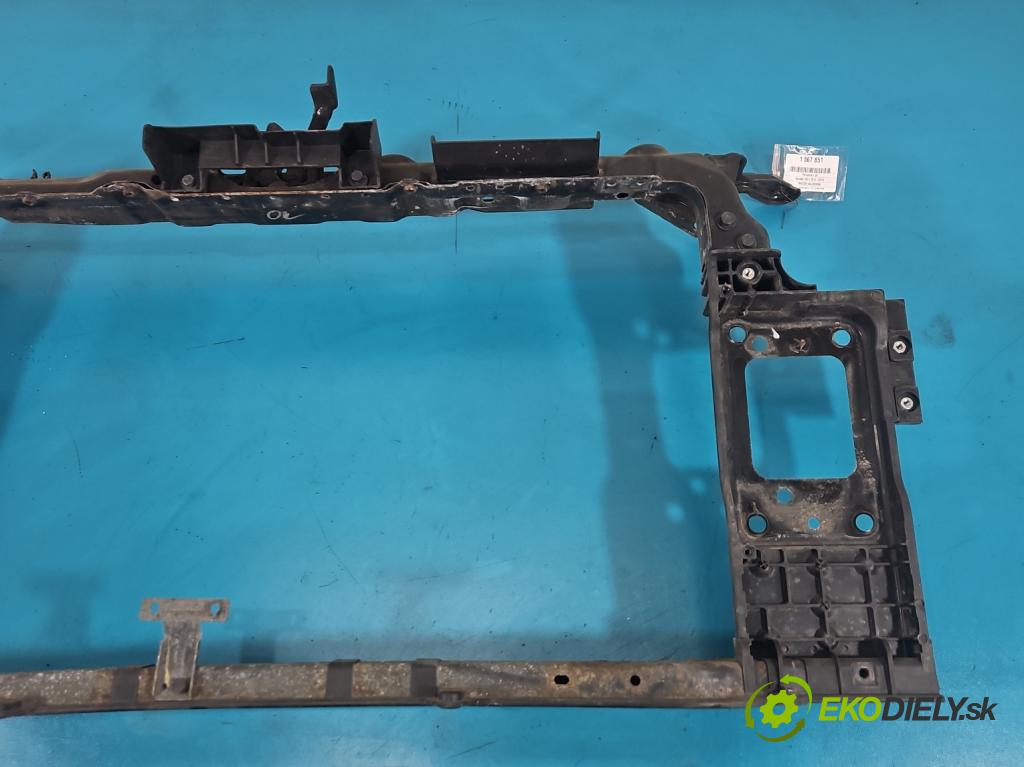 Hyundai I30 II 2012-2016 1.4 16V 100 hp manual 73.2 kW 1396 cm3 5- stěna přední  (Přední výztuha)